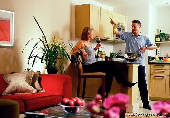 Marriott Executive Apartments London, Canary Wharf 5*, Londres