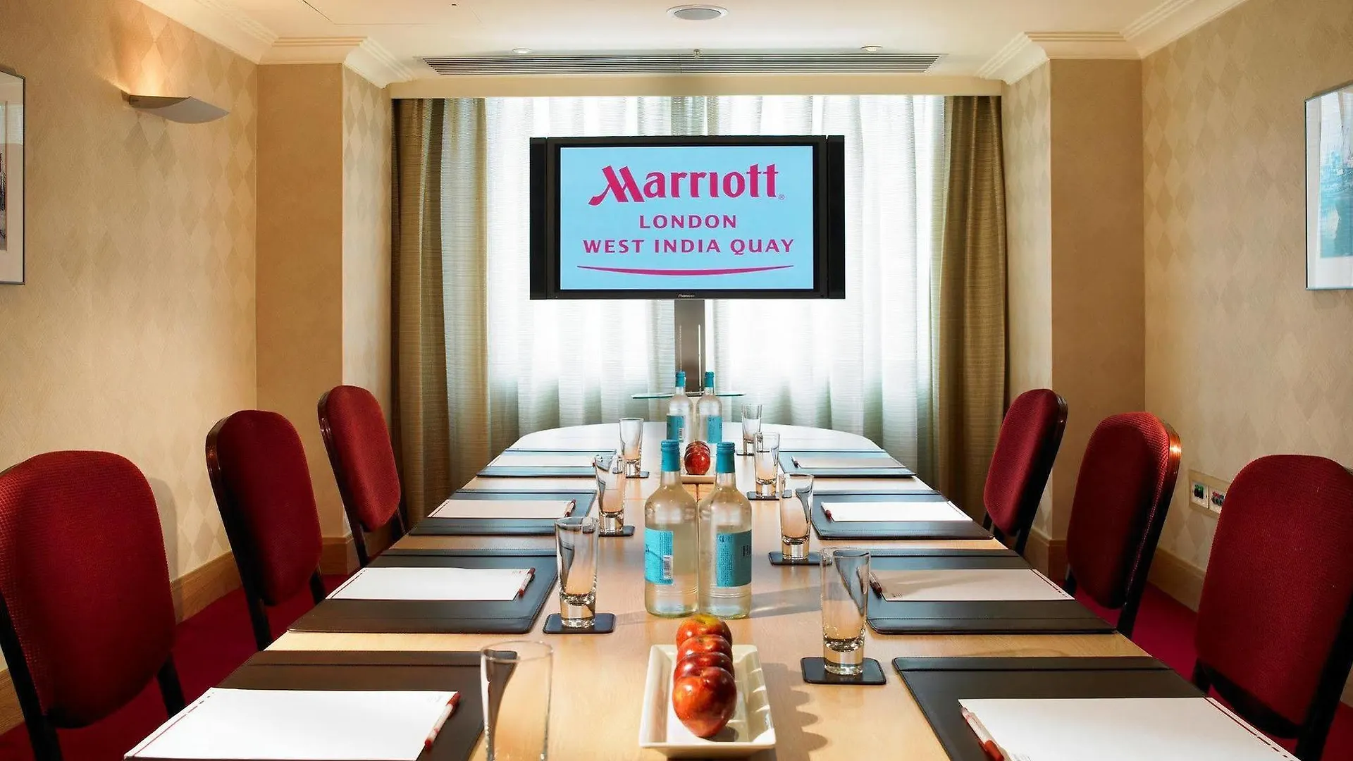 Marriott Executive Apartments London, Canary Wharf Hotel