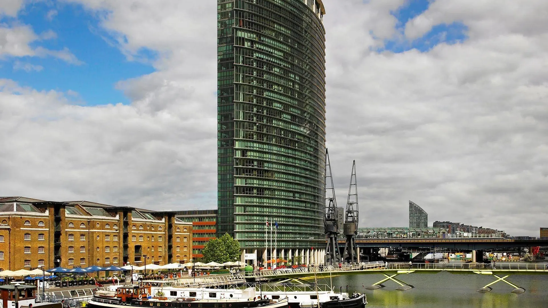 Marriott Executive Apartments London, Canary Wharf 5*, Londres